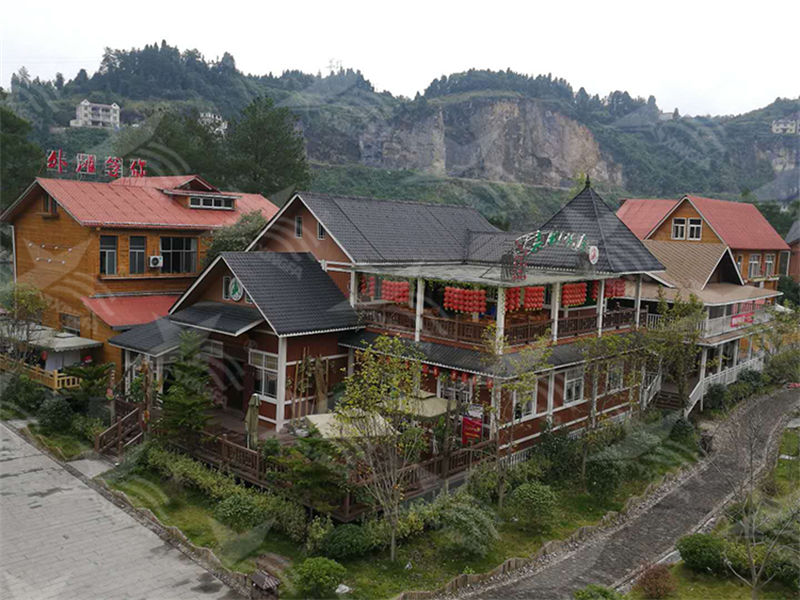 选择汕头合成树脂瓦，为南方屋顶雨季防水护航